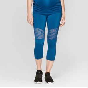 Isabel Maternity Active Capri length Leggings NWT
